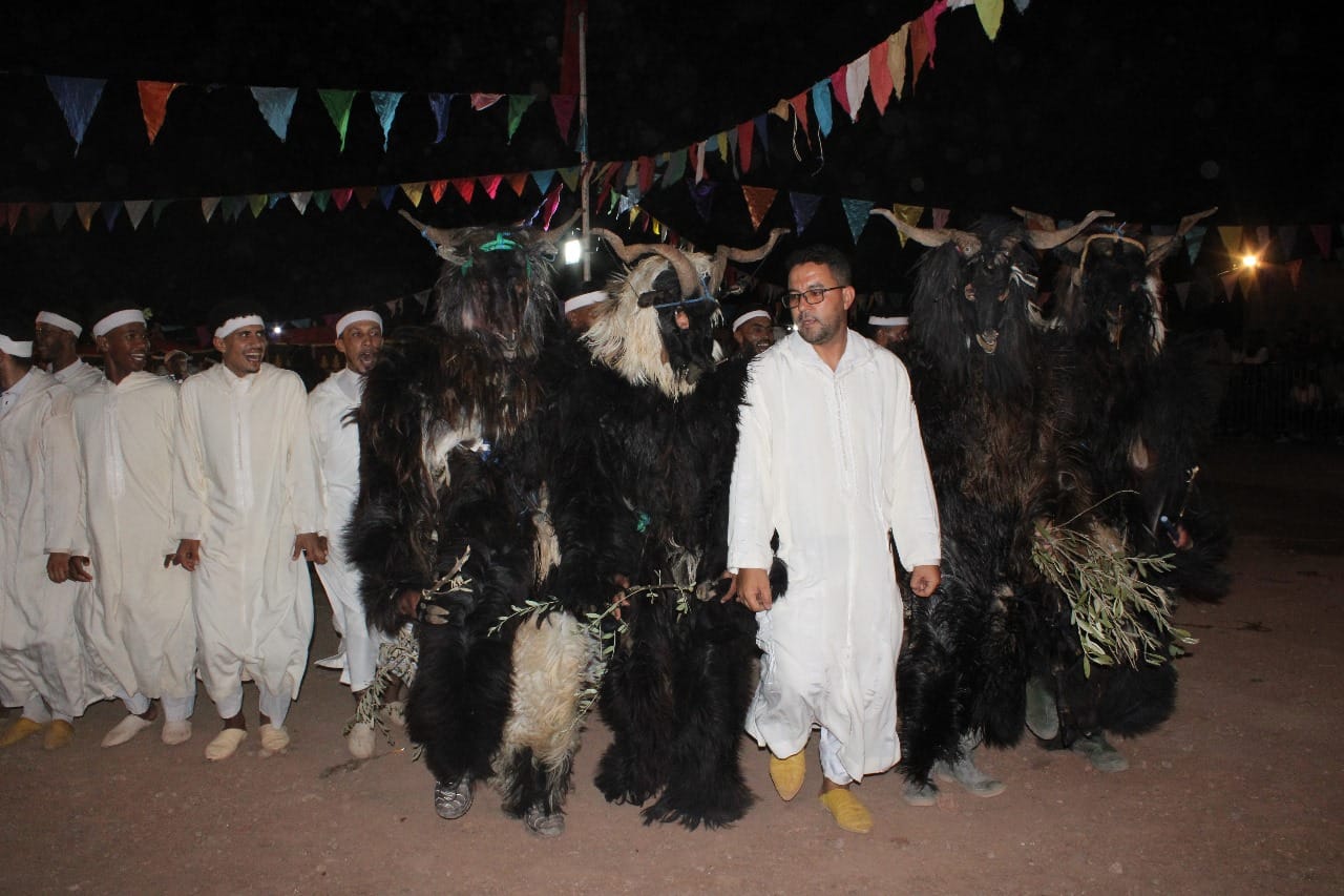 Ahwach, Amazigh dance, Assays, Amazigh traditions